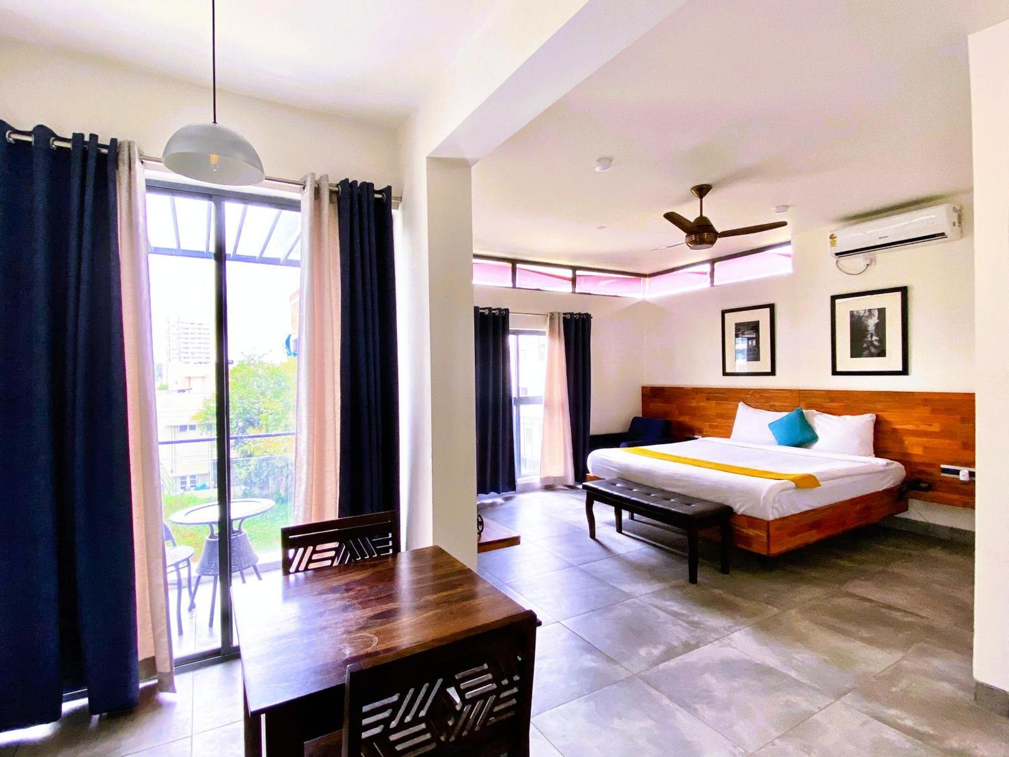 Aura Corporate Suites Bangalore Eksteriør bilde