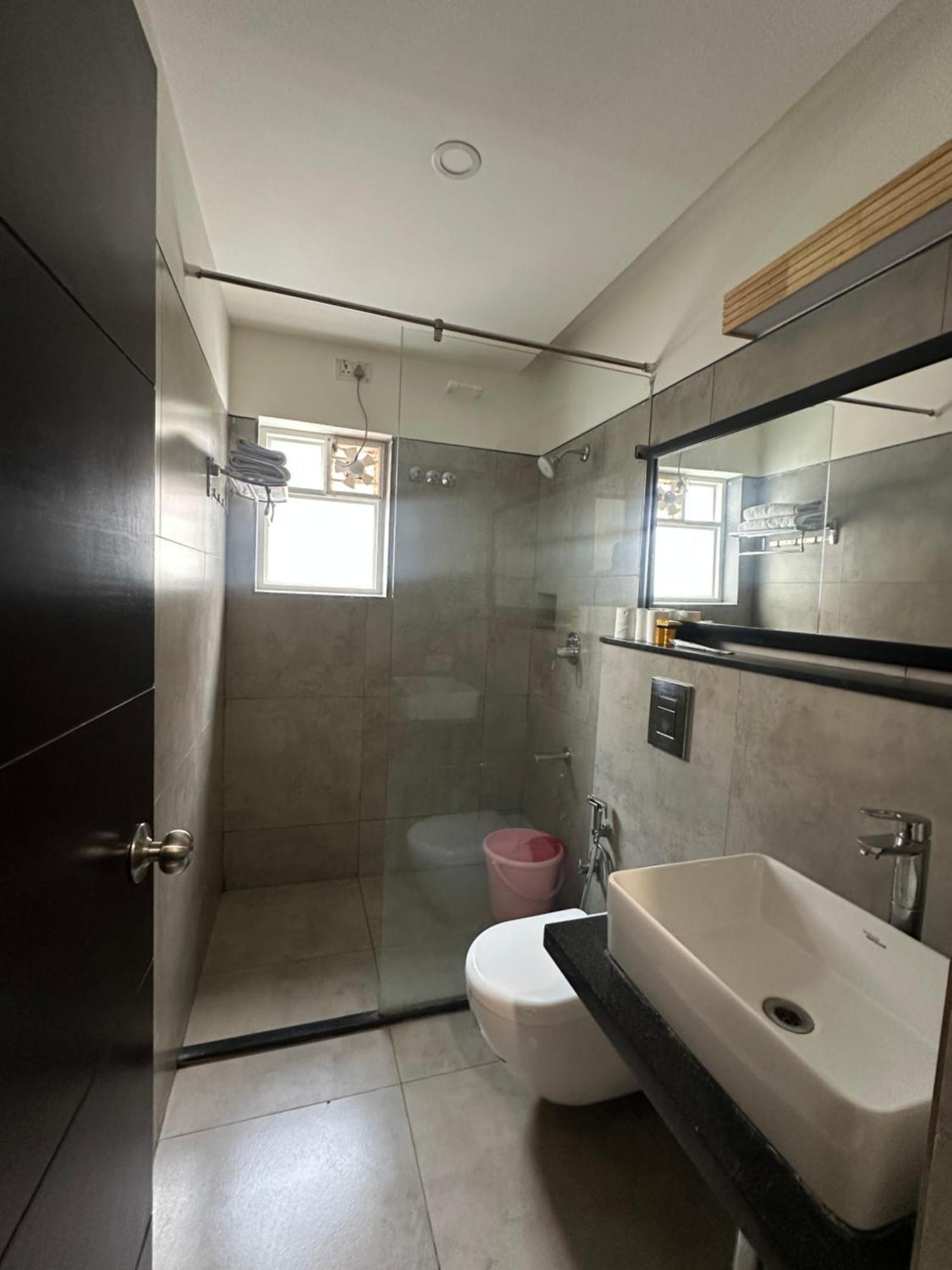 Aura Corporate Suites Bangalore Eksteriør bilde